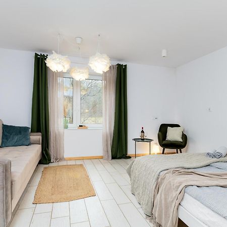 W Deski Dom Apartamenty Krzyżowa Zewnętrze zdjęcie