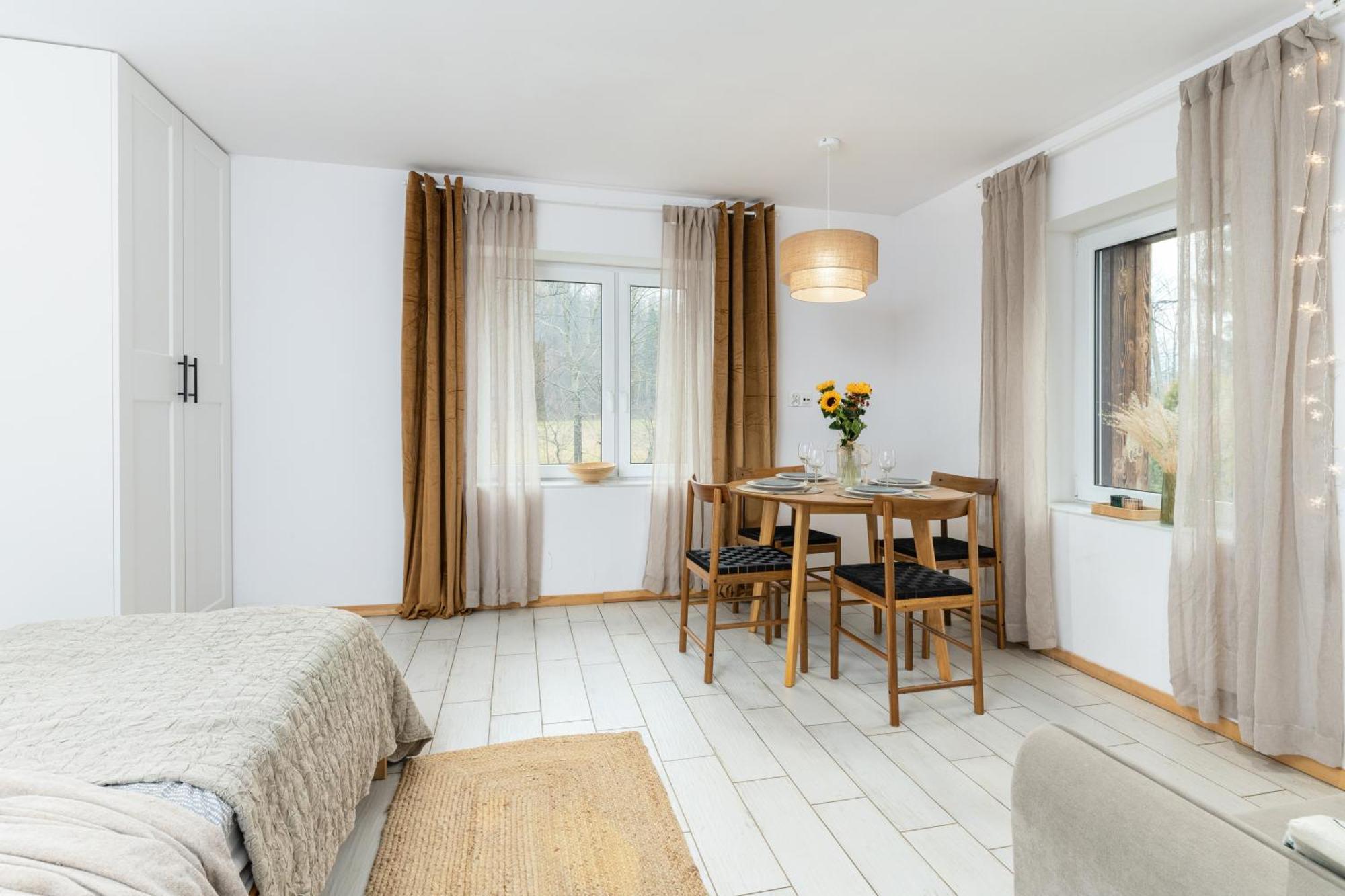 W Deski Dom Apartamenty Krzyżowa Zewnętrze zdjęcie