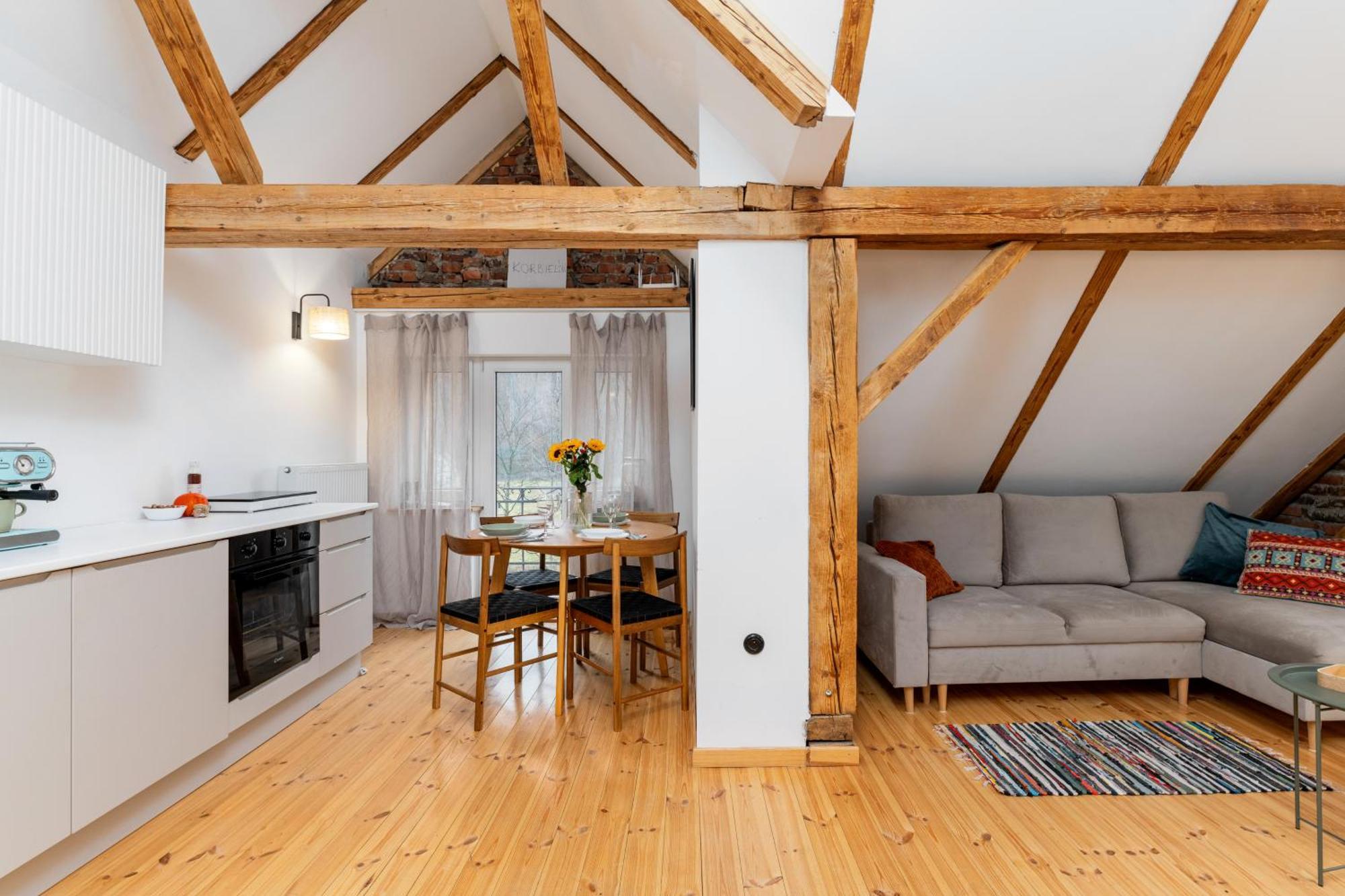 W Deski Dom Apartamenty Krzyżowa Zewnętrze zdjęcie